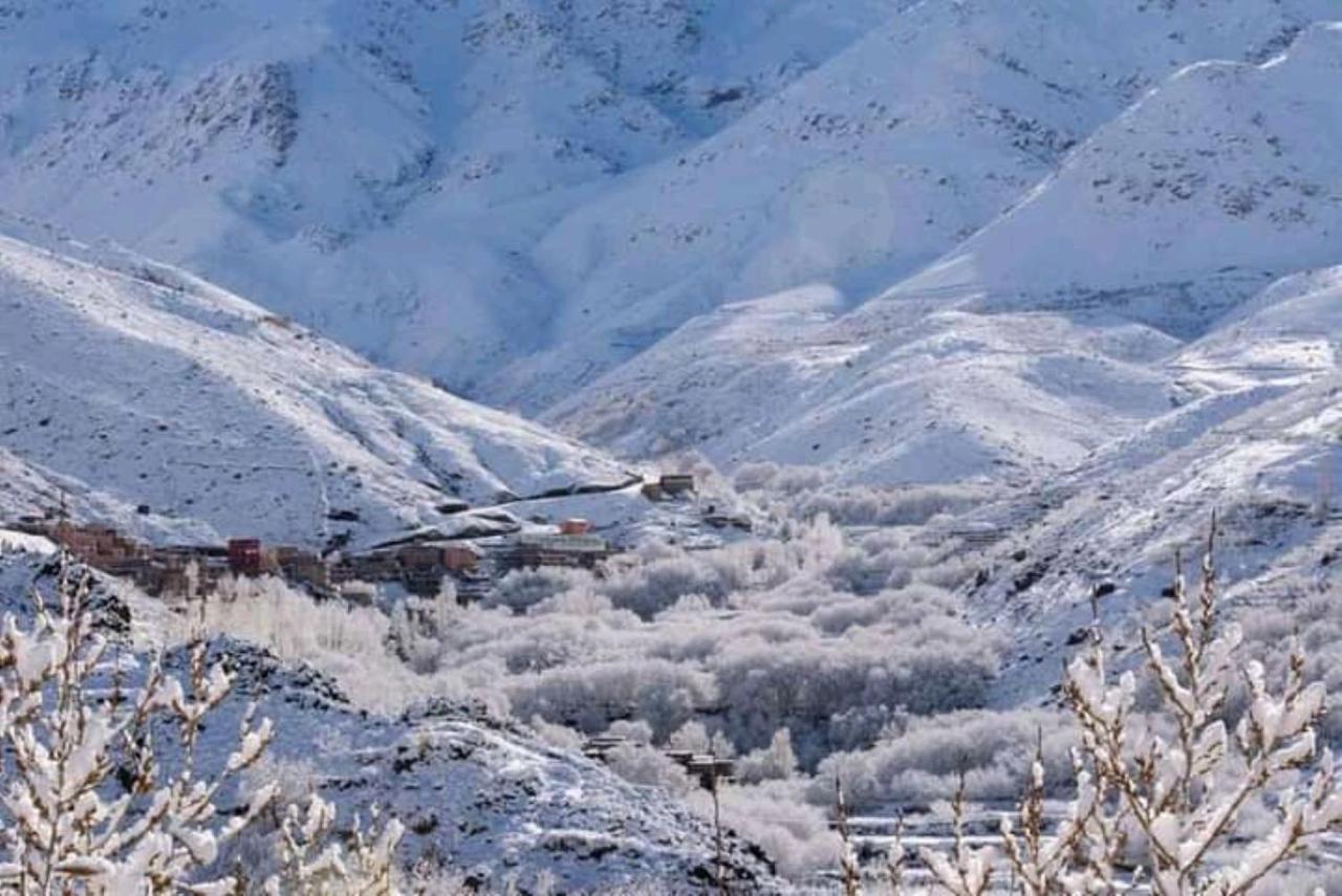 Gite Dar Tanzoughte Imlil  Exterior photo
